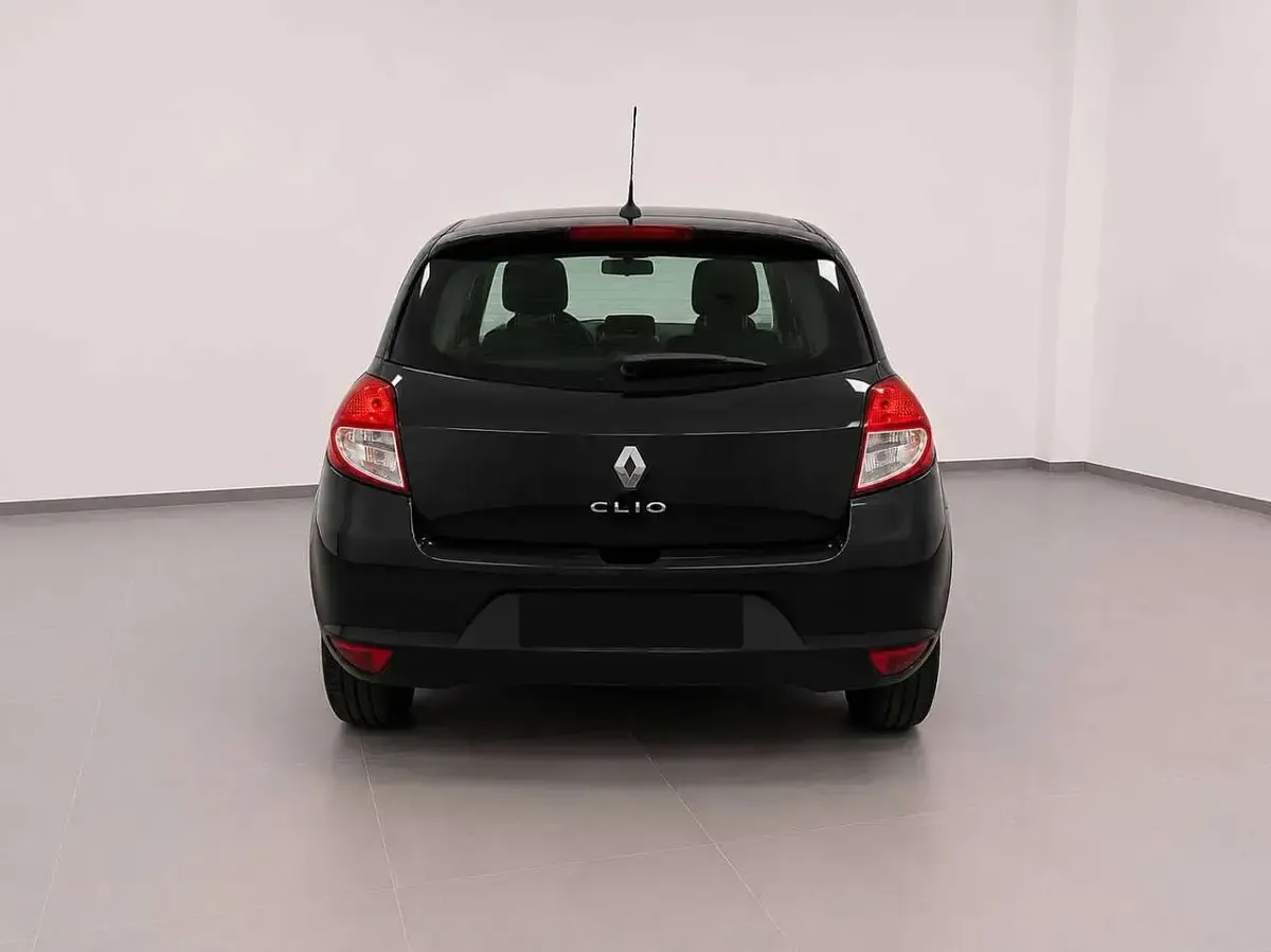 Usata Renault Clio III 75 CV (55 kW) 2009 Other Berlina