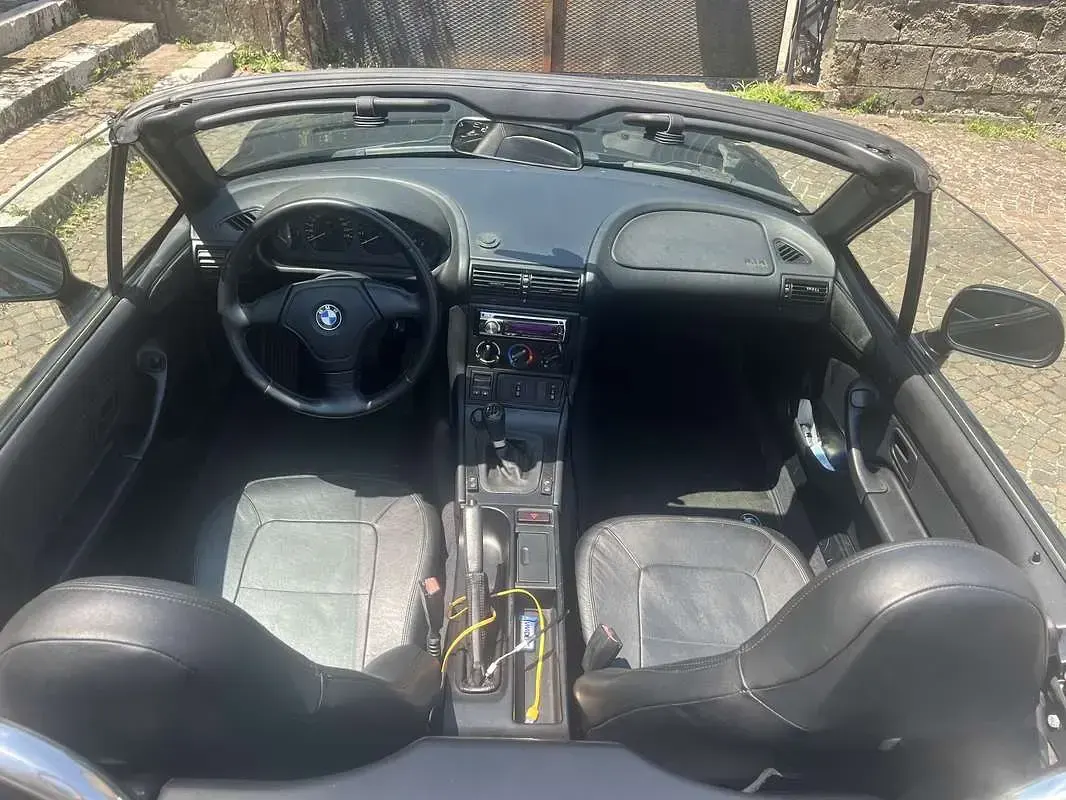 Usata BMW Z3 Efficient Dynamics 118 CV (86 kW) 1996 Nero Cabrio