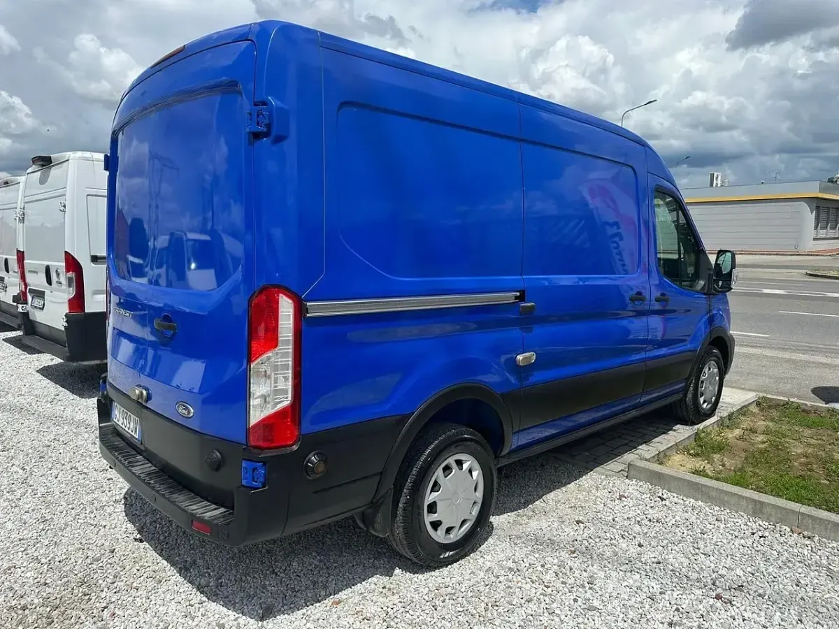 Occasion Ford Transit 131 ch (96 kW) 2021 Bleue Berline