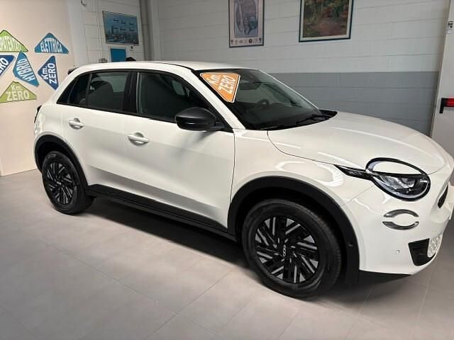 Usata Fiat 600 100 CV (73 kW) 2024 Bianco SUV