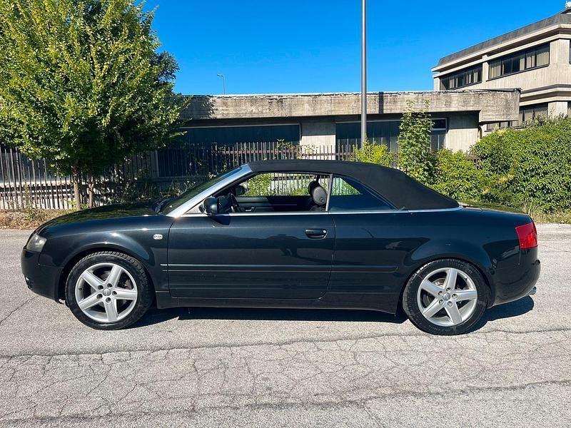 Usata Audi A4 Cabriolet 163 CV (119 kW) 2003 Nero Cabrio