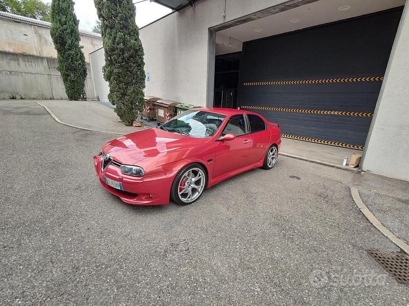 Usata Alfa Romeo 156 GTA 250 CV (183 kW) 2002 Rosso Berlina