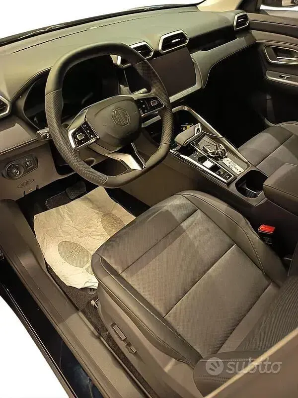 Nuova MG ZS Luxury 2026 Nero SUV