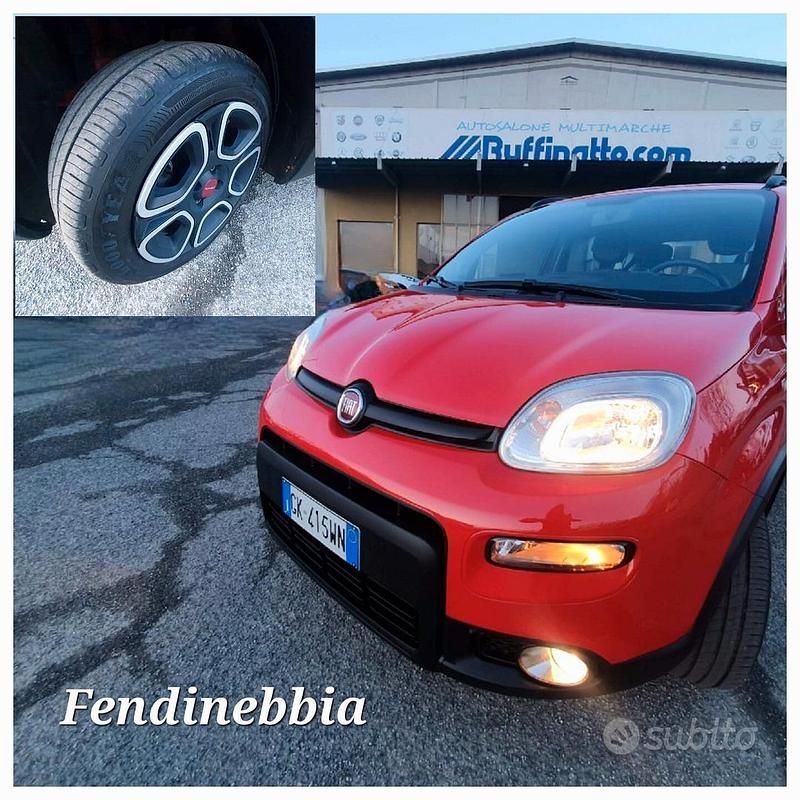 Usata Fiat Panda City Life 69 CV (50 kW) 2022 Rosso Utilitaria