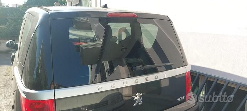 Usata Peugeot 1007 65 CV (47 kW) 2005 Nero Monovolume