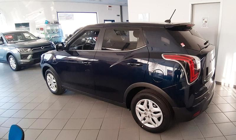 Nuova SsangYong Tivoli 134 CV (98 kW) 2025 Grigio SUV
