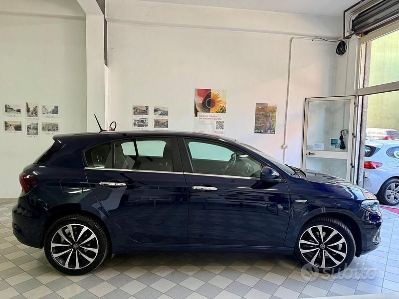 Usata Fiat Tipo Lounge 120 CV (88 kW) 2020 Blu Berlina