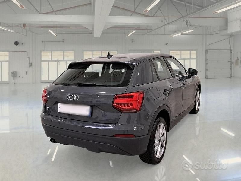 Usata Audi Q2 Business 150 CV (110 kW) 2020 Grigio SUV