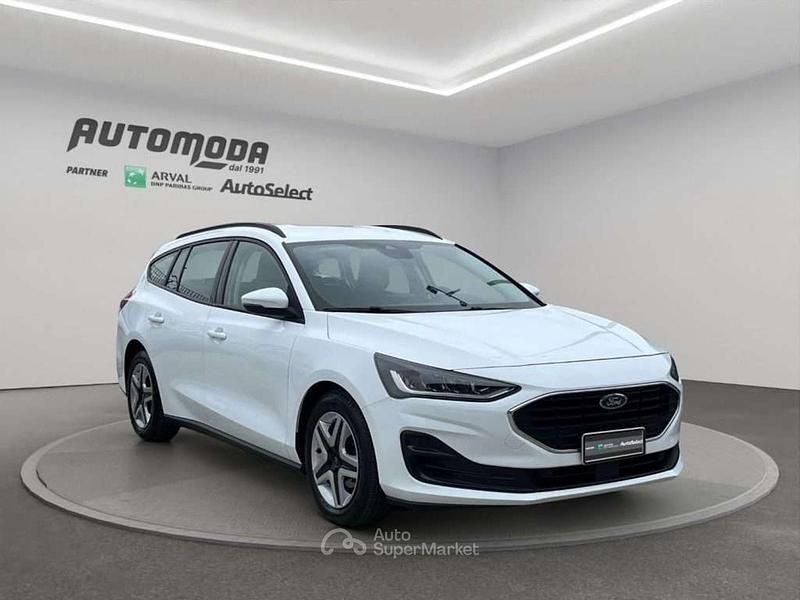 Usata Ford Focus 120 CV (88 kW) 2022 Bianco Station wagon