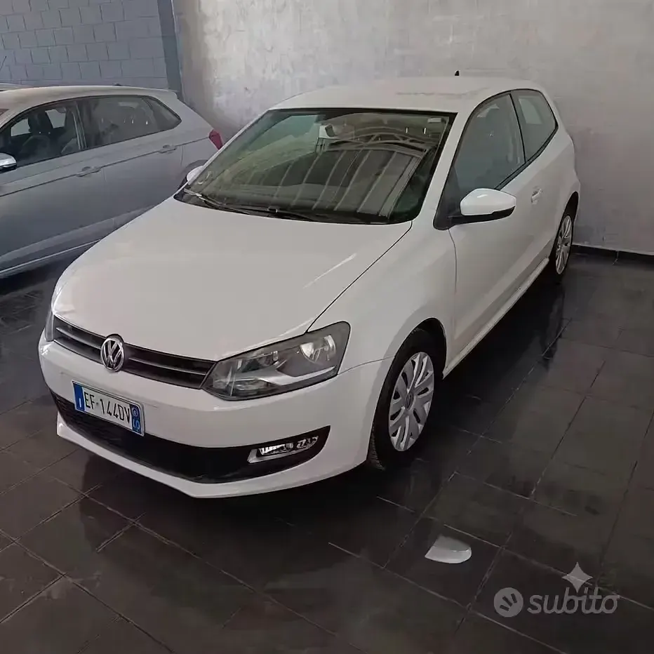 Usata VW Polo Trendline 69 CV (50 kW) 2010 Bianco Utilitaria