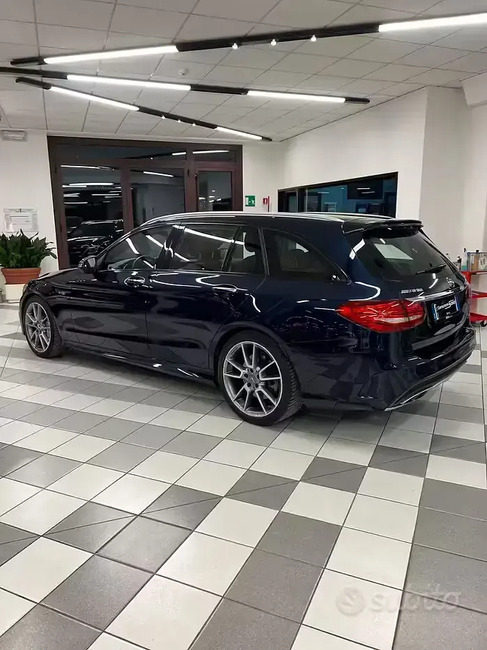 Usata Mercedes C43 AMG AMG 367 CV (269 kW) 2018 Blu Station wagon