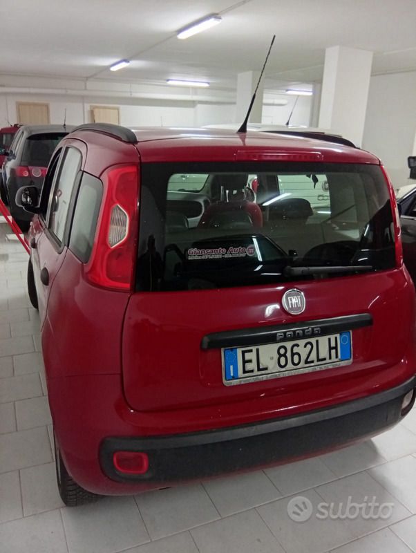Usata Fiat Panda 75 CV (55 kW) 2013 Rosso Utilitaria