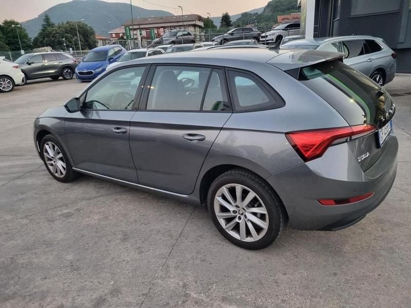 Usata Skoda Scala Style 110 CV (80 kW) 2023 Grigio Utilitaria