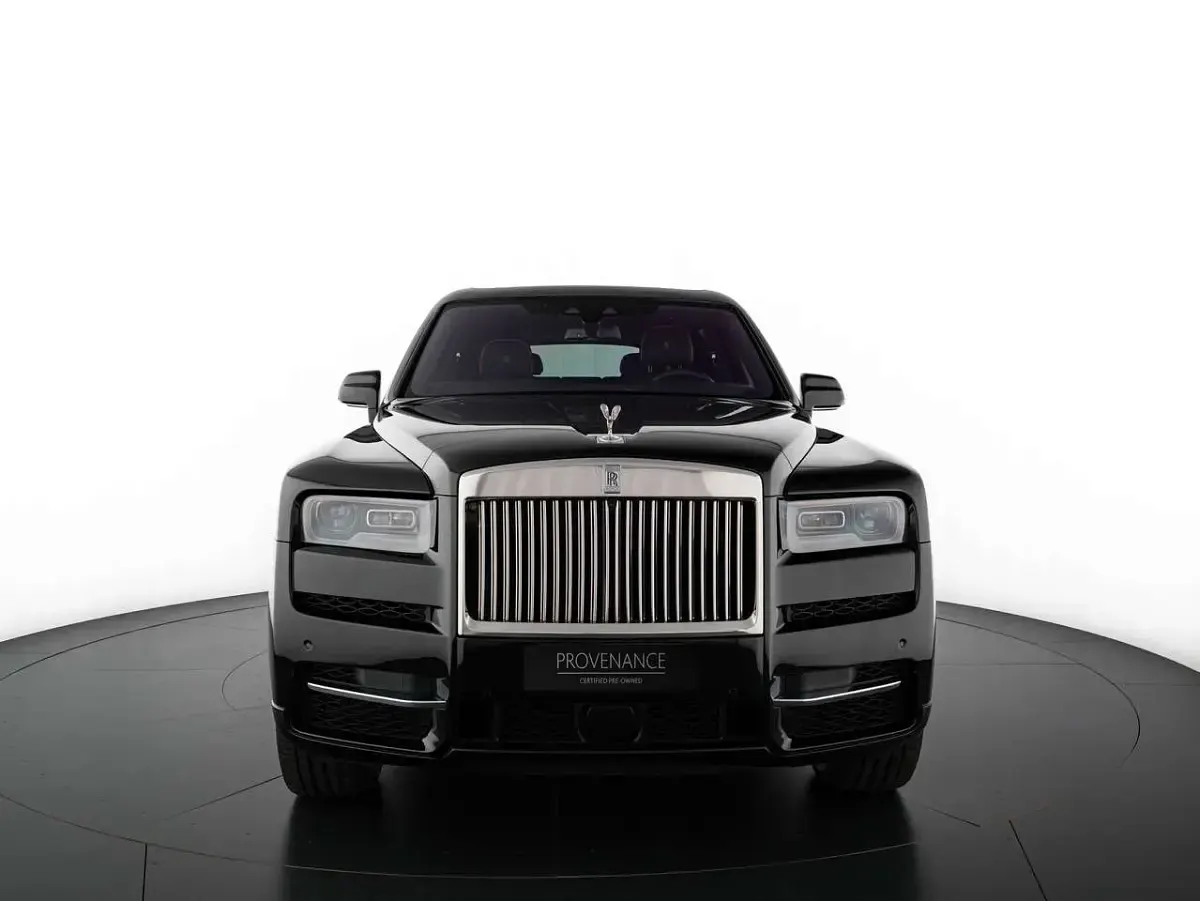 Usata Rolls Royce Cullinan 571 CV (419 kW) 2020 Nero SUV