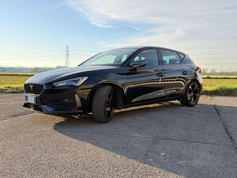 Usata Cupra Leon 150 CV (110 kW) 2023 Berlina