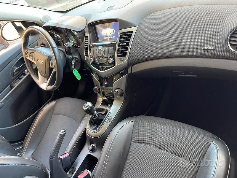 Usata Chevrolet Cruze 131 CV (96 kW) 2013 Bianco Station wagon