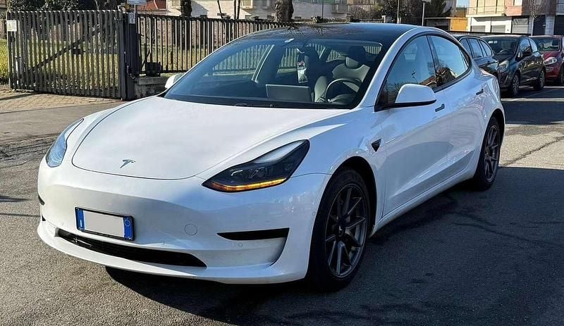 Usata Tesla Model 3 Standard Range 88 kW (120 CV) 2021 Bianco Berlina