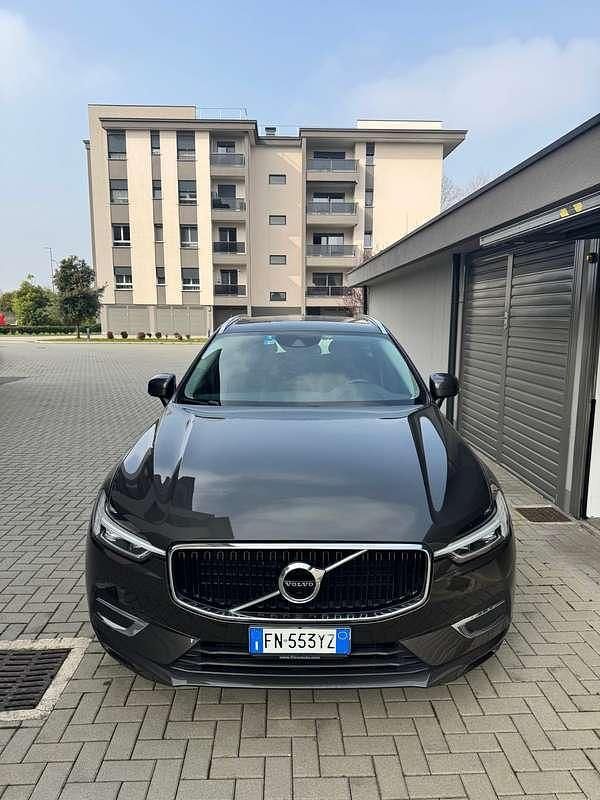Usata Volvo XC60 Business Edition 190 CV (139 kW) 2018 Grigio SUV