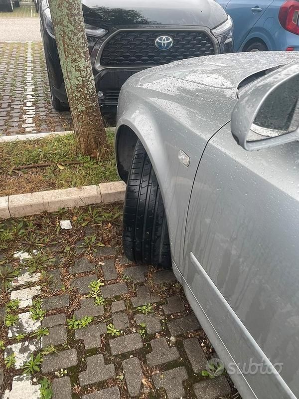 Usata Audi A4 130 CV (95 kW) 2002 Grigio Station wagon