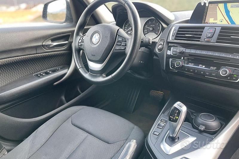 Usata BMW 118 2016 Blu Utilitaria