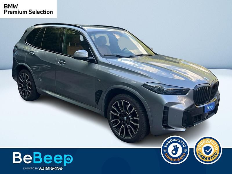 Usata BMW X5 M Sport 490 CV (360 kW) 2024 Grigio metallizzato SUV