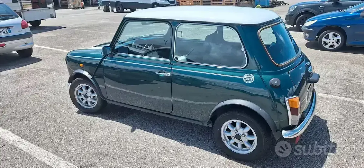 Usata Rover Mini 61 CV (44 kW) 1992 Verde Berlina