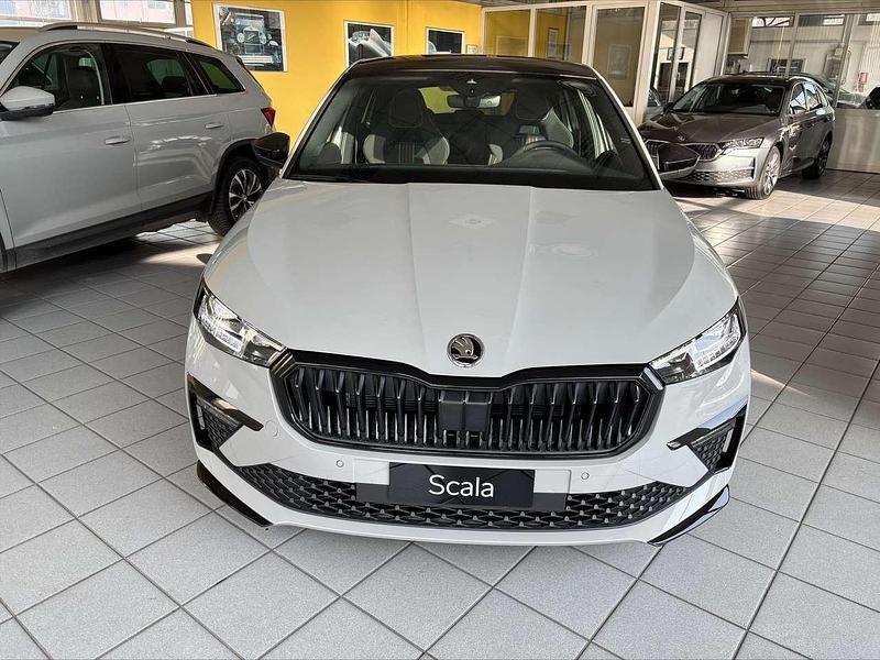 Nuova Skoda Scala Monte Carlo 116 CV (85 kW) 2026 Grigio acciaio Utilitaria