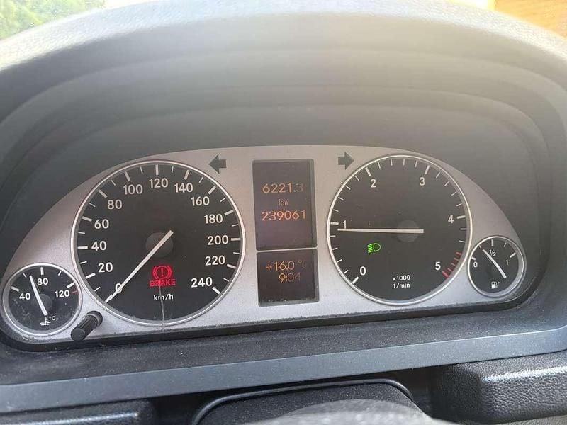 Usata Mercedes B200 Chrome 140 CV (102 kW) 2008 Monovolume