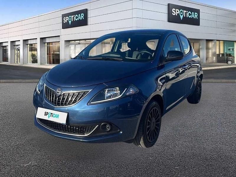 Usata Lancia Ypsilon Silver 69 CV (50 kW) 2021 Utilitaria