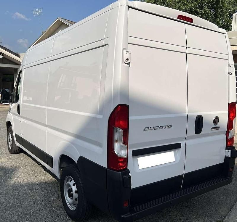 Usata Fiat Ducato 140 CV (102 kW) 2023 Bianco Furgone