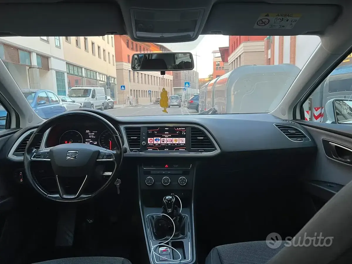 Usata Seat Leon 115 CV (84 kW) 2017 Berlina