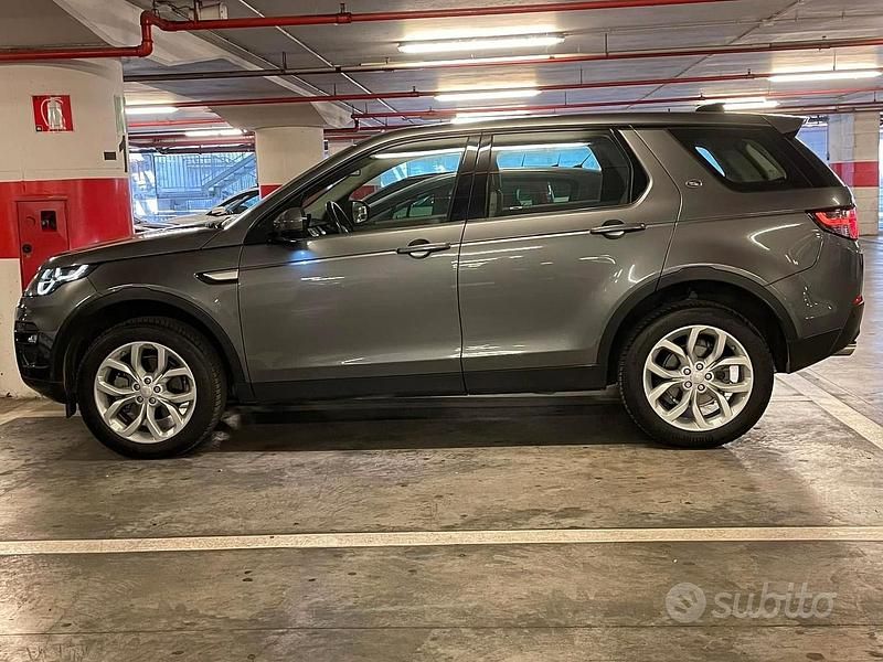 Usata Land Rover Discovery Sport HSE 180 CV (132 kW) 2017 Grigio SUV
