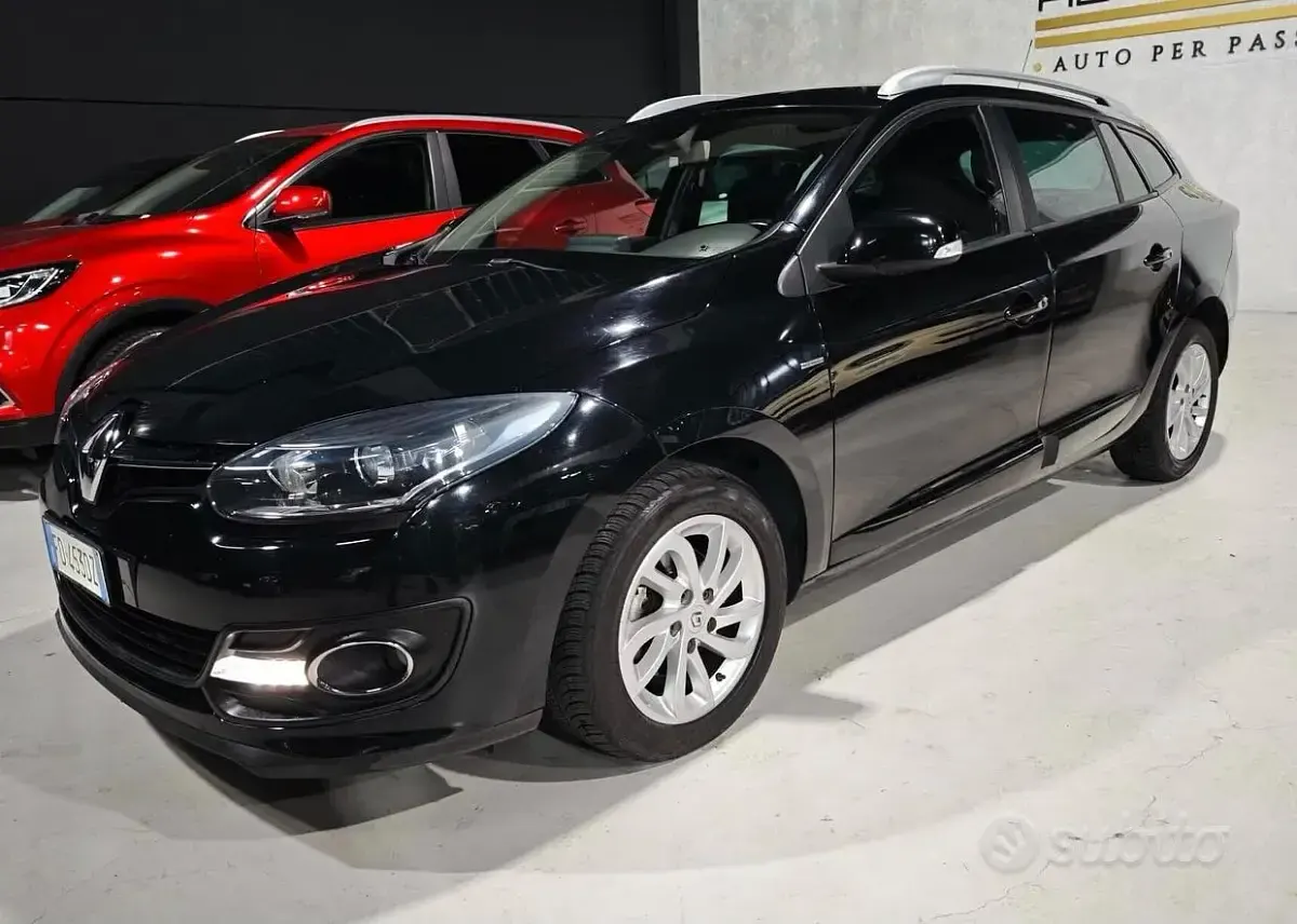 Usata Renault Mégane 81 CV (59 kW) 2016 Nero Berlina
