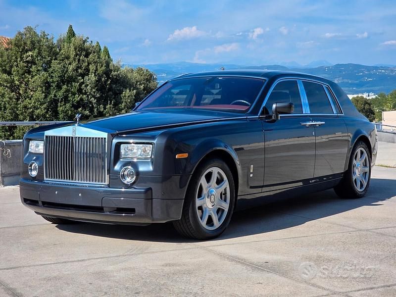 Usata Rolls Royce Phantom 460 CV (338 kW) 2009 Grigio Berlina