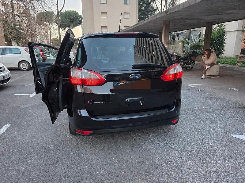 Usata Ford C-MAX 95 CV (69 kW) 2015 Nero Monovolume