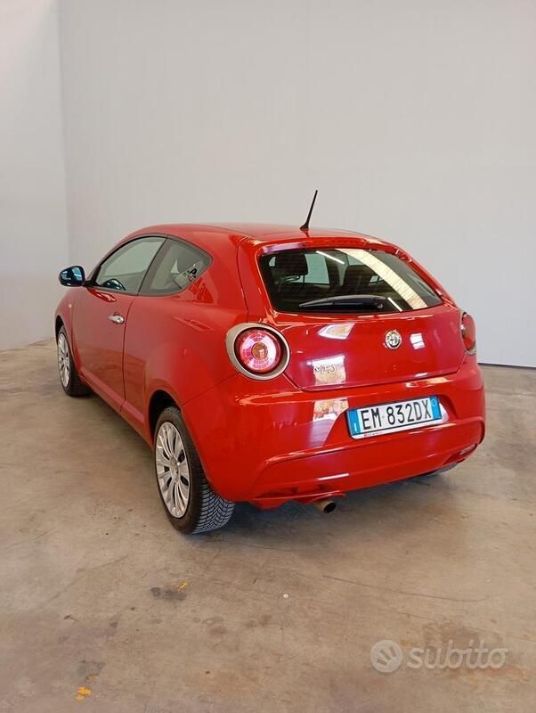Usata Alfa Romeo MiTo Distinctive 77 CV (56 kW) 2012 Rosso Utilitaria
