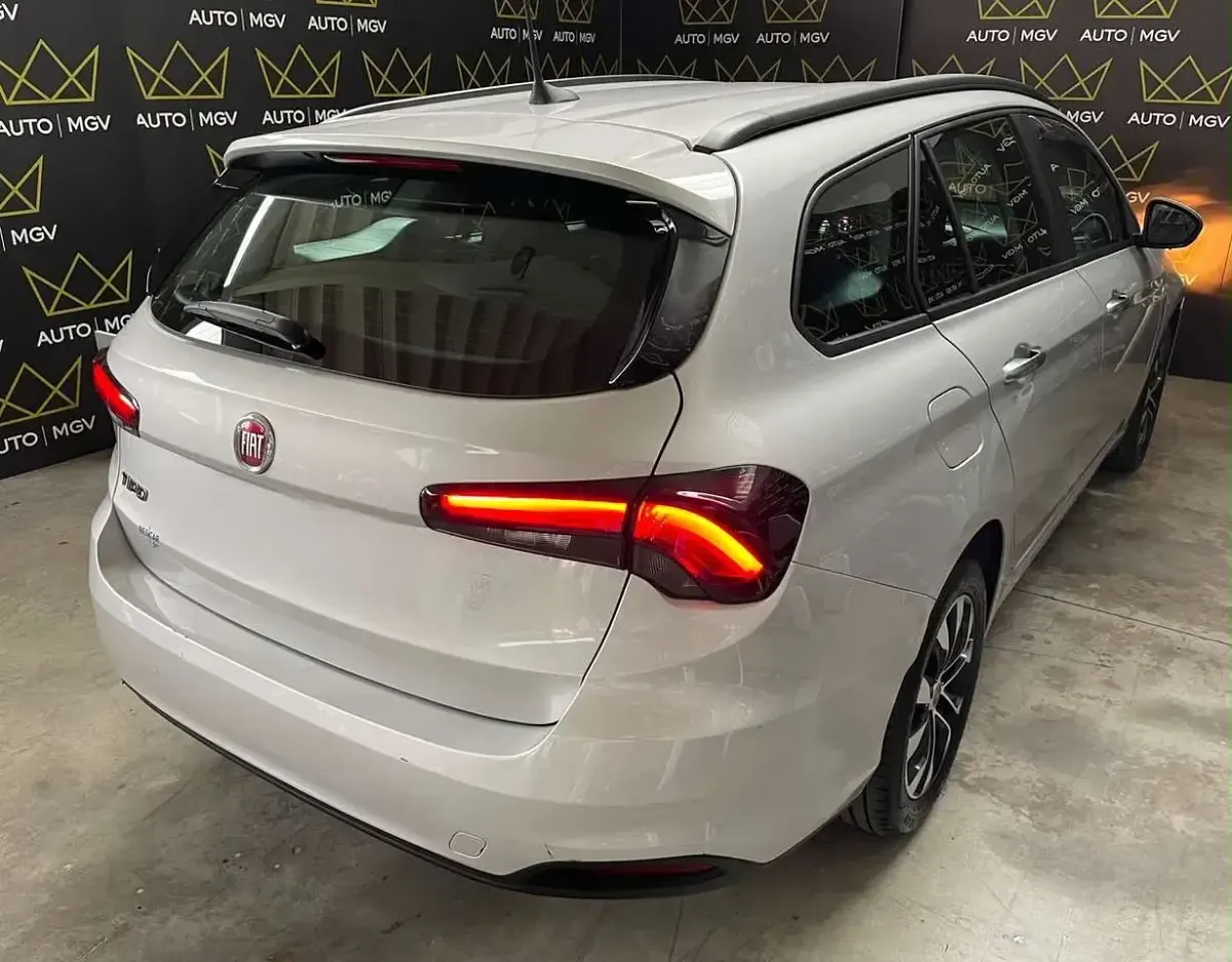 Usata Fiat Tipo City Life 131 CV (96 kW) 2022 Grigio Station wagon