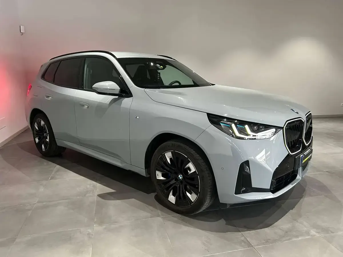 Gebraucht BMW X3 M Sport 190 PS (139 kW) 2025 Grau SUV