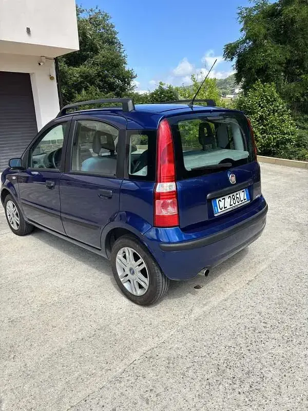 Usata Fiat Panda Emotion 75 CV (55 kW) 2006 Utilitaria
