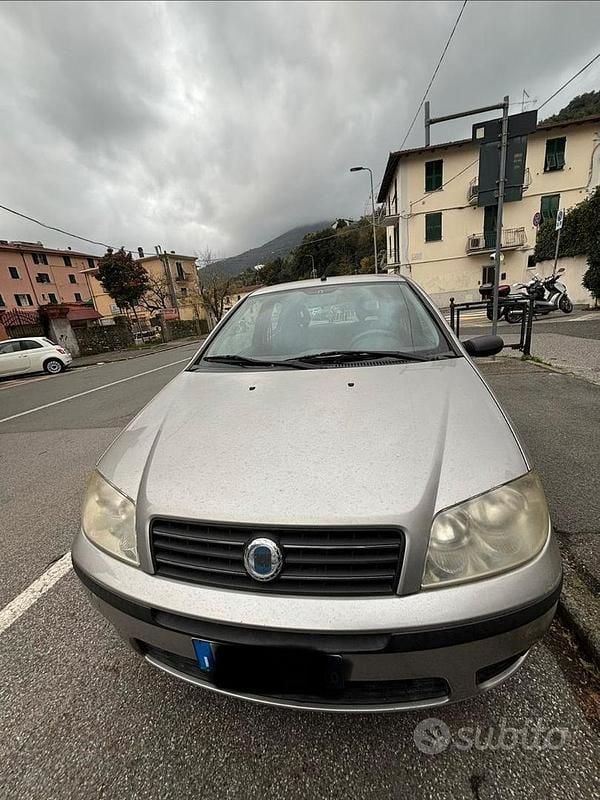 Usata Fiat Punto 2003 Grigio Utilitaria