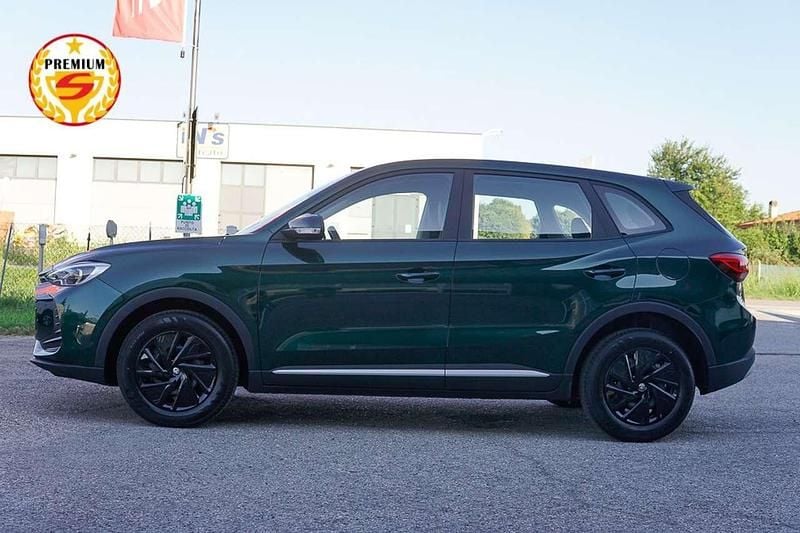 Nuova MG ZS 116 CV (85 kW) 2025 British green SUV