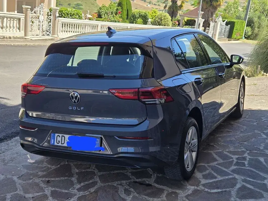 Usata VW Golf VII Life 116 CV (85 kW) 2020 Berlina