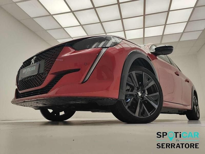 Usata Peugeot e-208 GTi 100 kW (136 CV) 2023 Rosso Utilitaria