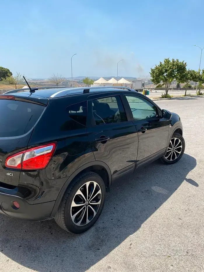 Usata Nissan Qashqai 2012 Nero SUV