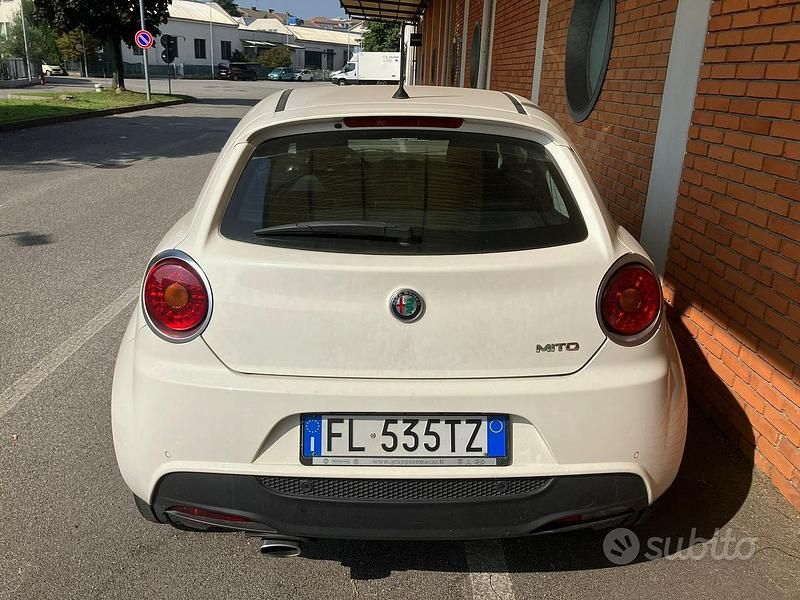 Usata Alfa Romeo MiTo 90 CV (66 kW) 2017 Bianco Utilitaria