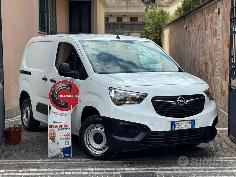 Occasion Opel Combo S 102 ch (75 kW) 2019 Blanc Monospace