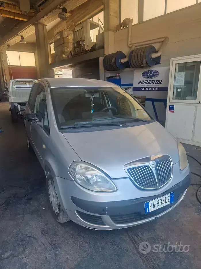 Usata Lancia Musa 69 CV (50 kW) 2007 Monovolume
