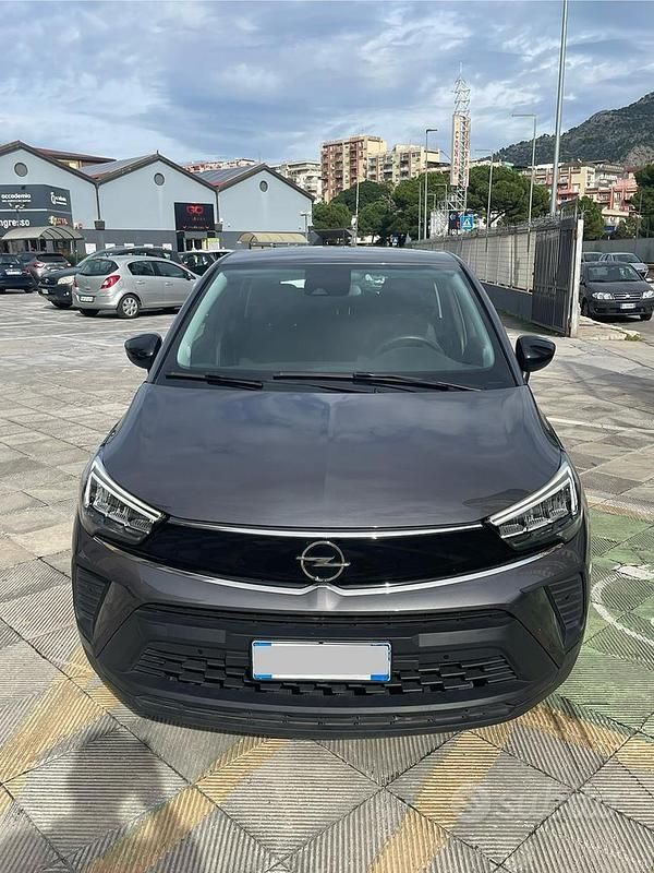 Usata Opel Crossland 110 CV (80 kW) 2023 Grigio SUV
