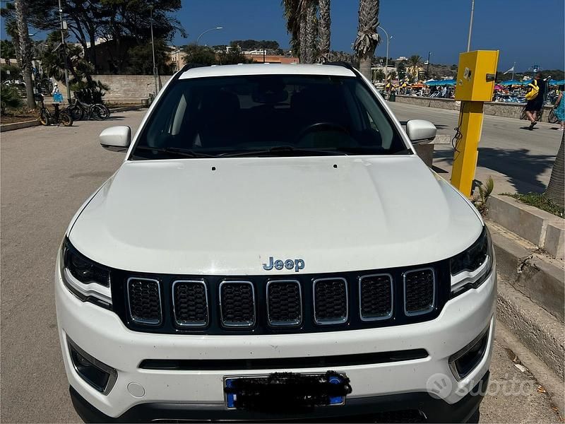 Bianco Usata 2019 Jeep Compass Limited SUV | 18.200 € (Buon prezzo) - Immagine 1/4