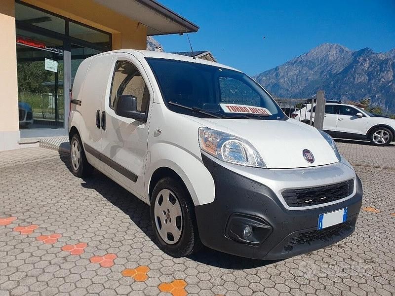 Usata Fiat Fiorino 95 CV (69 kW) 2021 Bianco Monovolume